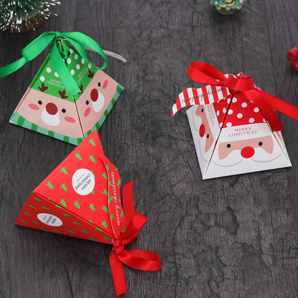 1Set Candy Boxes Paper Pyramid Elk Striped Pattern Green Decorative Party Favor Box Christmas Wedding Shower