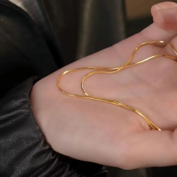 24K 9999 Pure Gold Yellow Gold Snake Bone Chain Necklace, Simple Design for Temperament - enhancing Clavicle Look