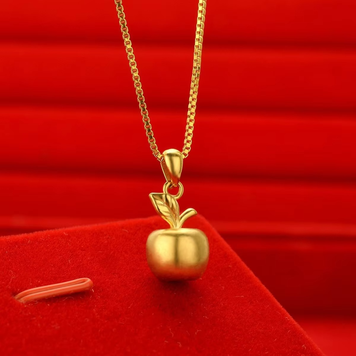high quality Gold 9999 Apple Pendant 24k Real Gold Christmas Eve Love Pendant Necklace to send girlfriend Christmas giftAU750