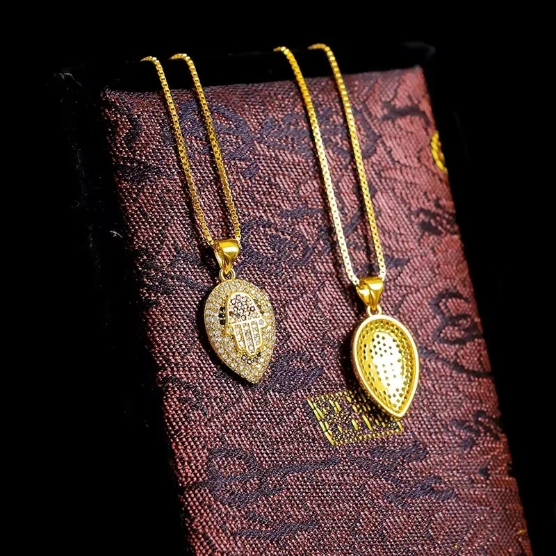 24K 9999 Pure Gold Yellow Gold Women's Necklace Following European and American Fashion, Micro - inlaid Full - diamond Leaf Pend
