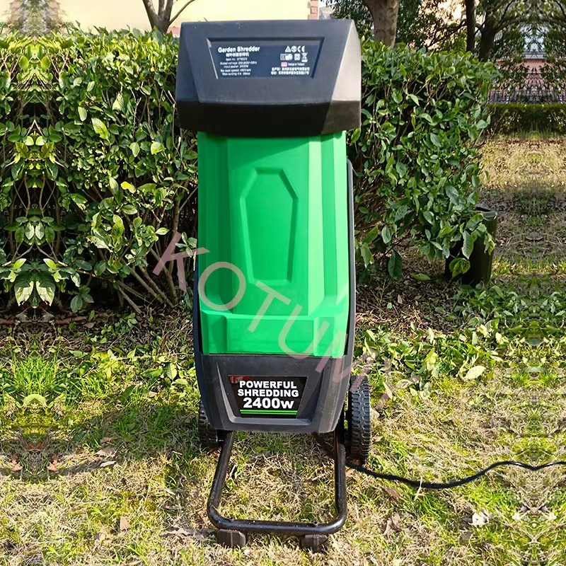 50L Electric Wood Shredder Electric Crusher Garden Tool Multifunctional Shredder of Branches of Leaves Wood Crusher 2400W