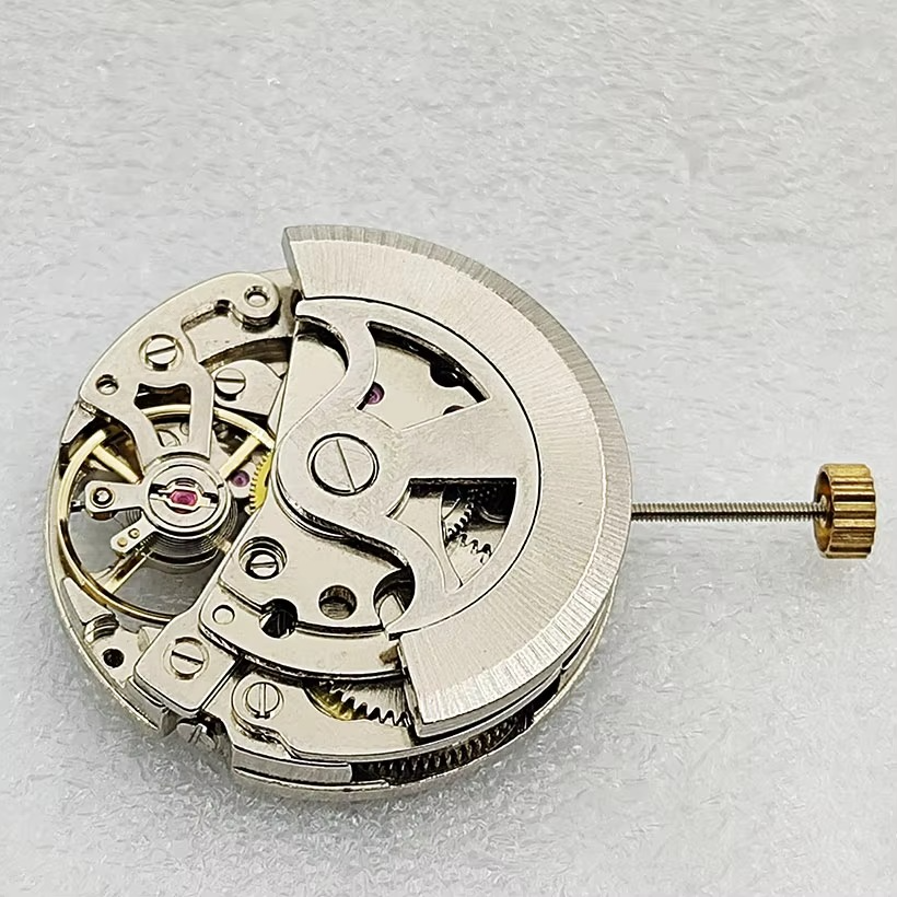 Watch accessories, domestic mechanical movement, Dandong Tong movement, 7120 five pin 6-point LB moon phase
